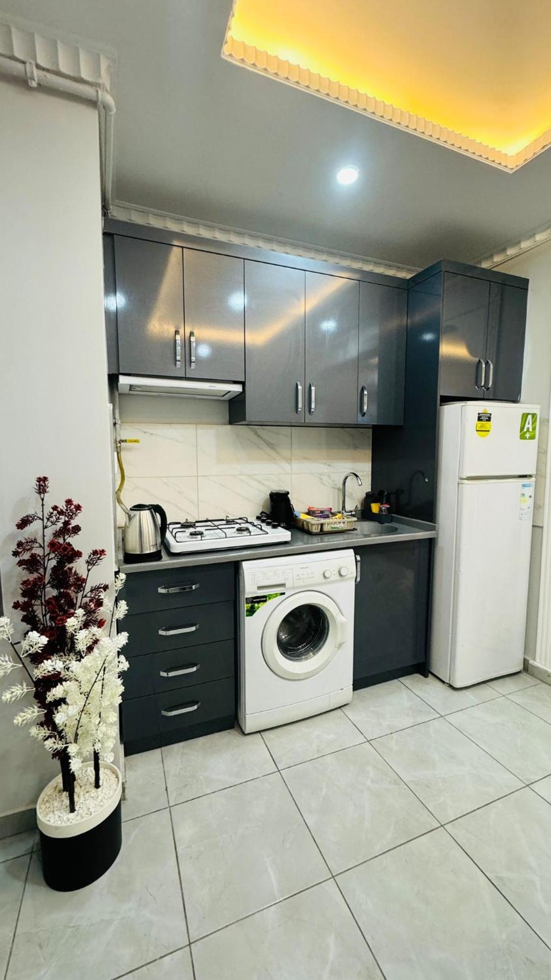 Guendogdu Suites Истанбул Екстериор снимка